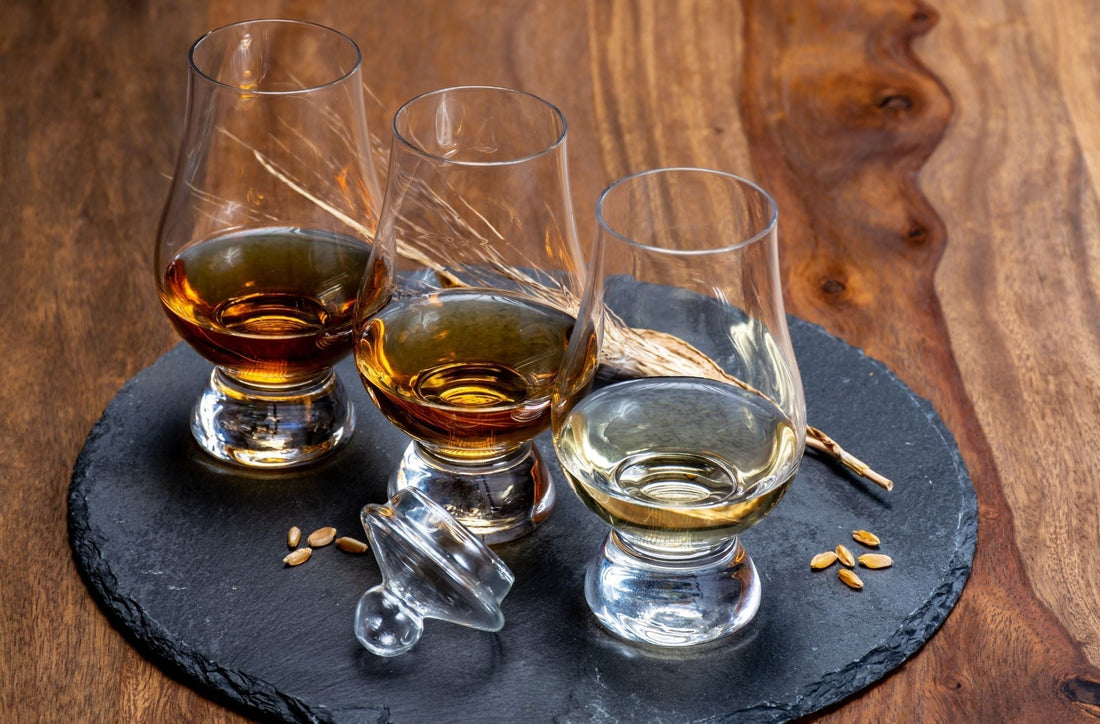 Şık Viski Bardaklarıyla Viski Tadımınızı Geliştirin